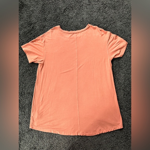 American Eagle Soft & Sexy T-Shirt - Picture 2 of 4